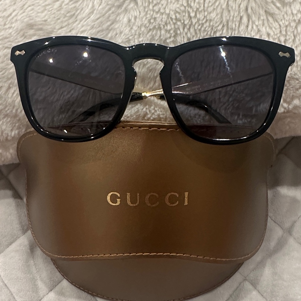 Gucci Black Sunglasses